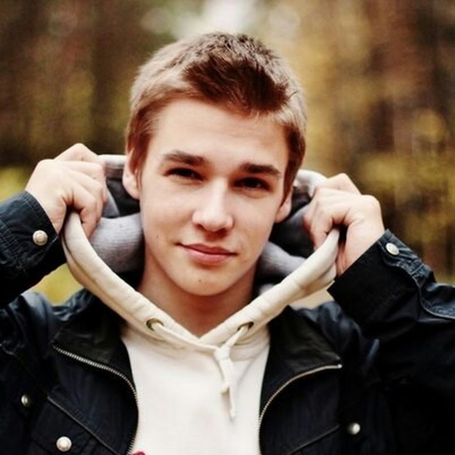 Американские парни. Степан москва 21 год. Красивые парни 19 лет. Какой парень в 19 лет. Даниил парфенов.