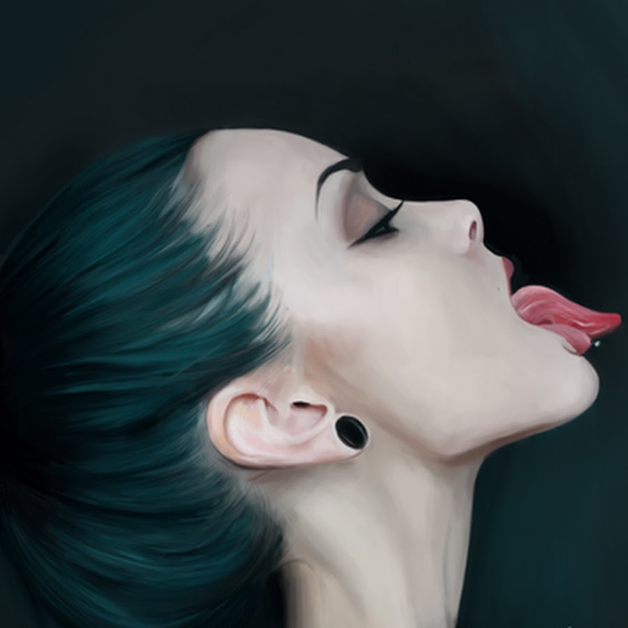 Johanna Herrstedt в профиль