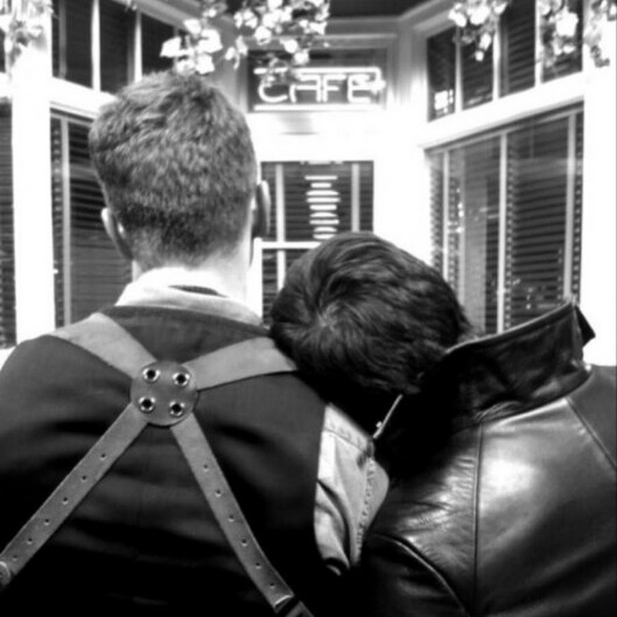 ханна монтана he could be the one. обложка для файлов мр3 josie & the outlaw - all i could do was cry. He could be. Can could be able to. Meet the spy tf2.