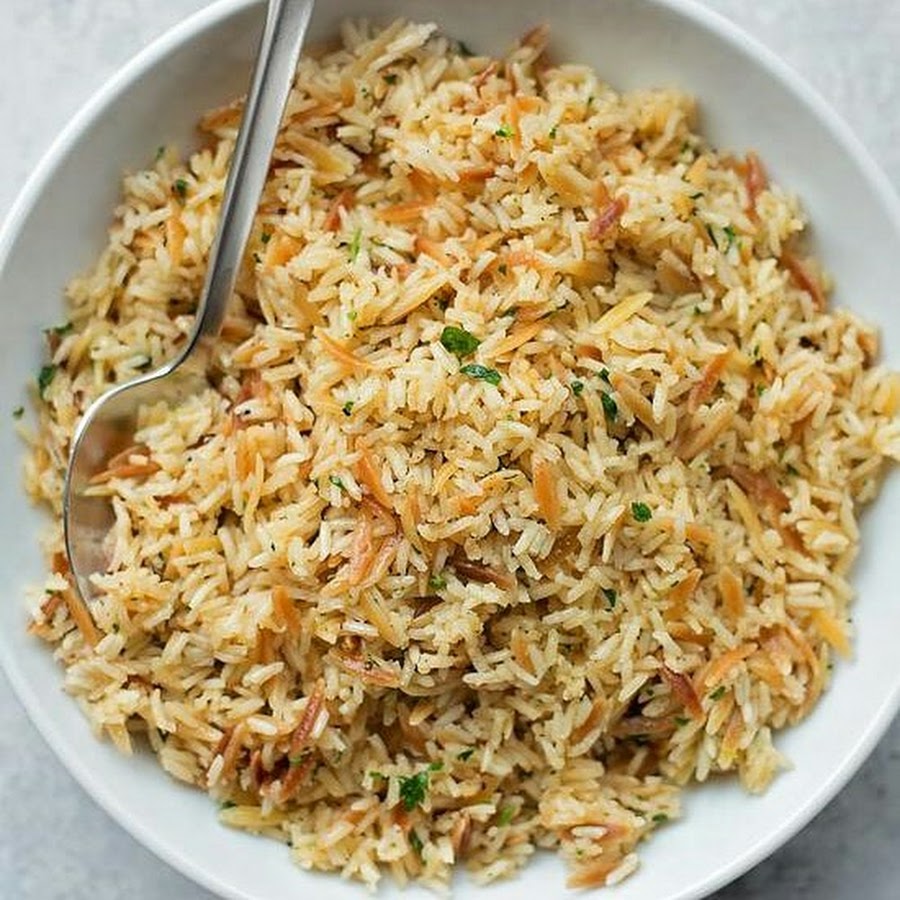 Плов. Плов с яблоками. Рассыпчатый плов. Узбекский плов ситора. Рассыпчатый плов.