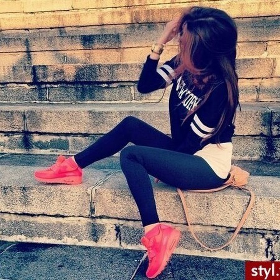 Карина Камоева на Флампе