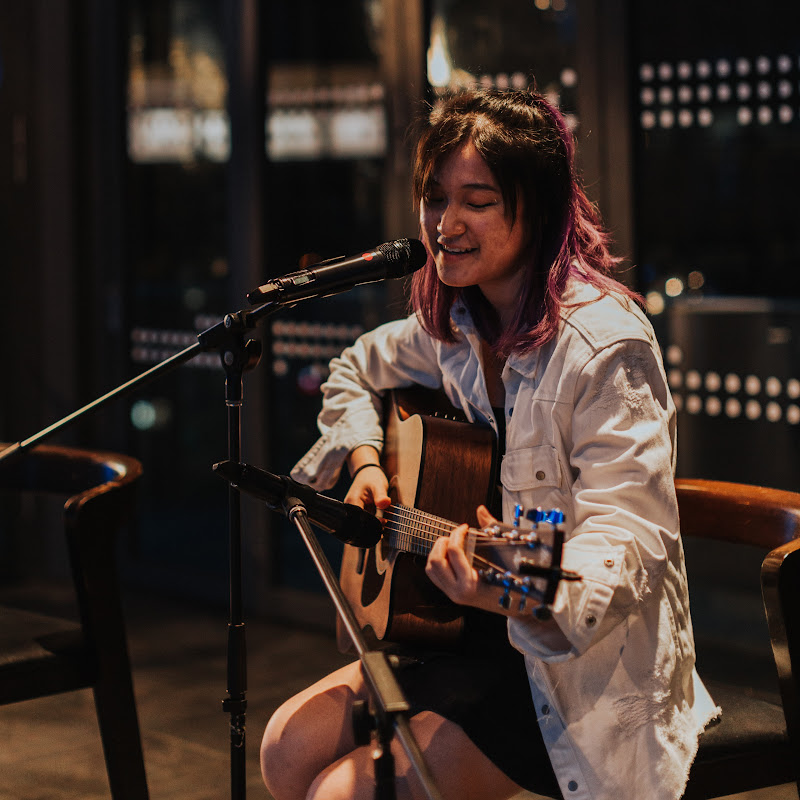 Teh O - Y I W E N - 網紅的藏寶箱 