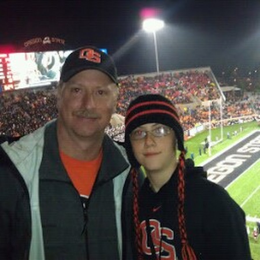 AKedOLRpkFJwdisExKayVLve7G7kJkE2_SoS6nHZkASffw=s900-c-k-c0x00ffffff-no-rj