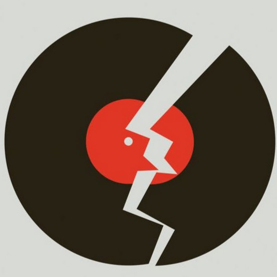 Dnmo. Broken record. Break a record. Кара рекорд. Пластинка на белом фоне 4к.