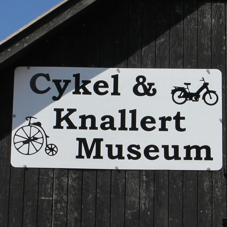Dansk Cykel & Knallert Museum - YouTube
