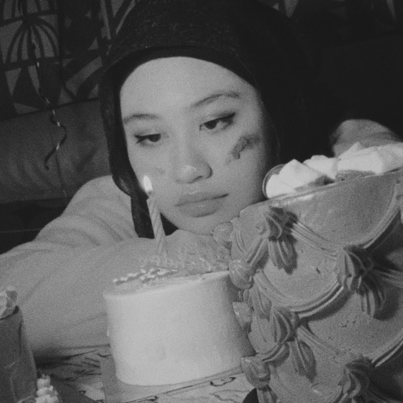 Natrah Karim - 網紅的藏寶箱 