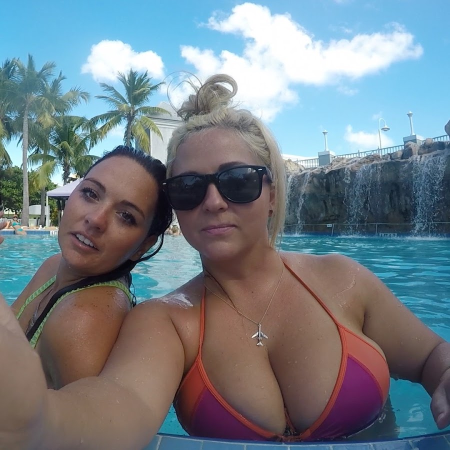 Florida babes travel nude