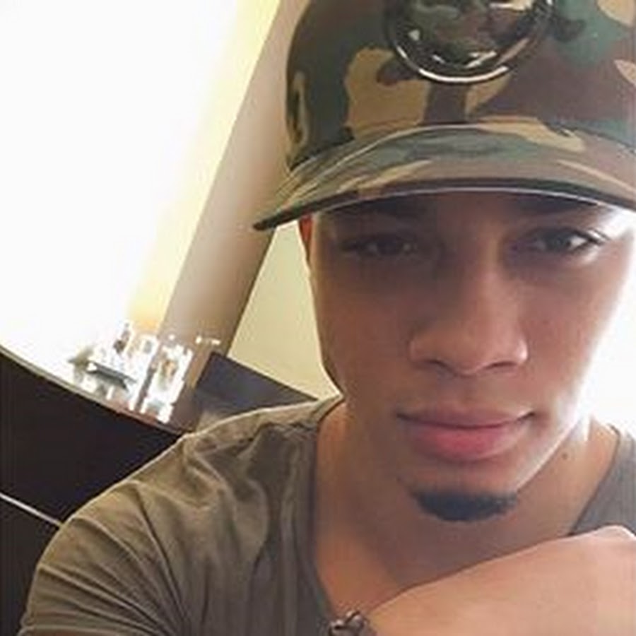 Marcus perez beatbox. Marcus perez. Marcus perez. Маркус перес. Markaaay.