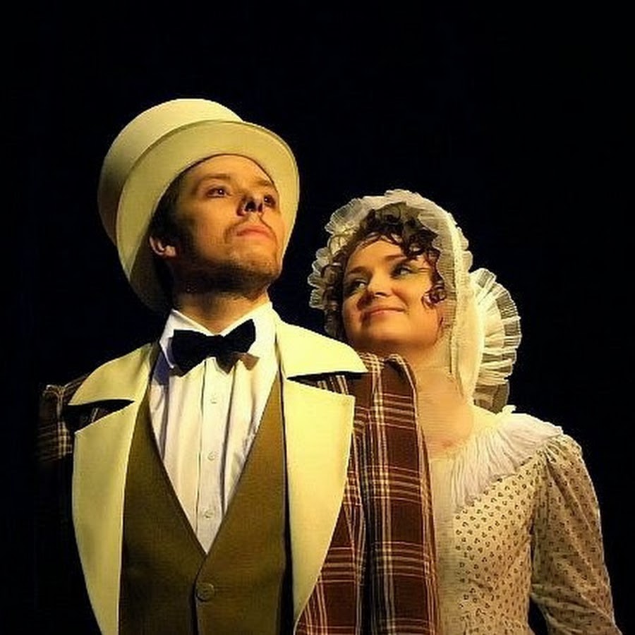 Театр молодой человек