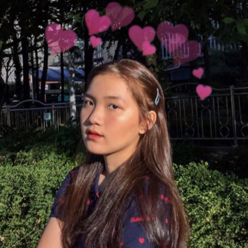 Celine Chia - 網紅的藏寶箱 