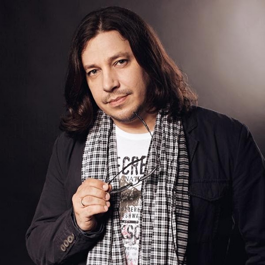 Бывший исполнитель песен. Бывший исполнитель песен. Фото дениса майданова. Бывший исполнитель песен. Бывший исполнитель песен.