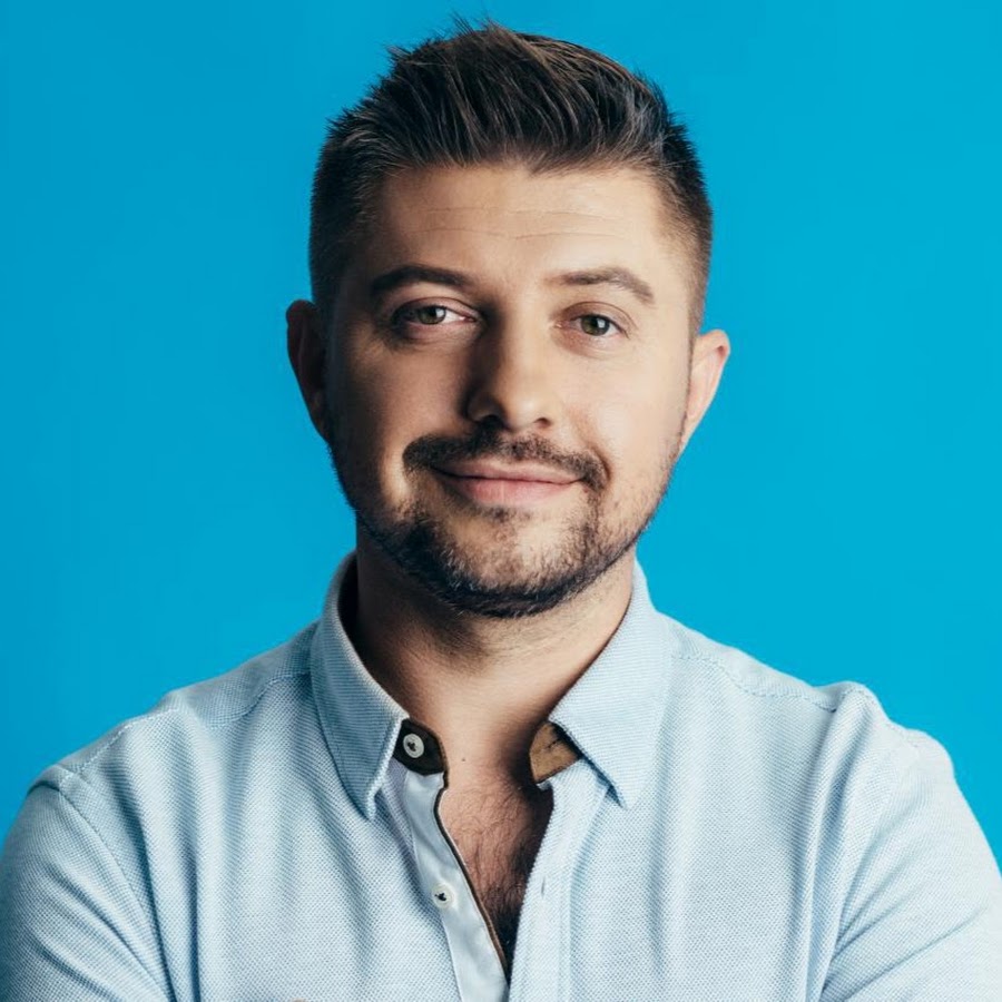 Актер "Дизель-шоу": "Сборная сможет занять 2 место в отборочной группе ЧМ-2018"