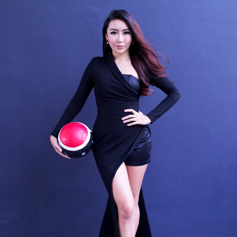 Mich8Lee - 網紅的藏寶箱 