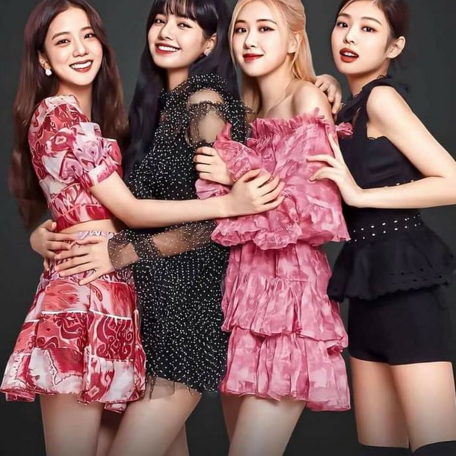 Команда BLACKPINK