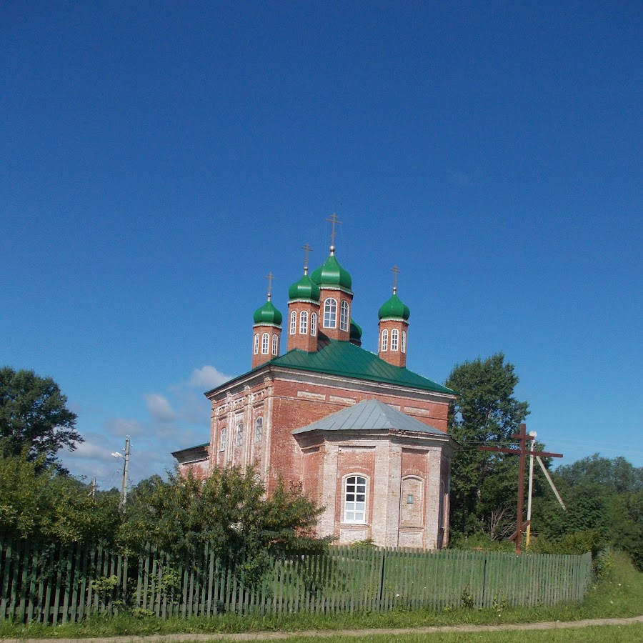 средняя общеобразовательная школа. храм николая чудотворца мари турек. туров житковичский район. поселок мариец. никольская церковь кулебаки.