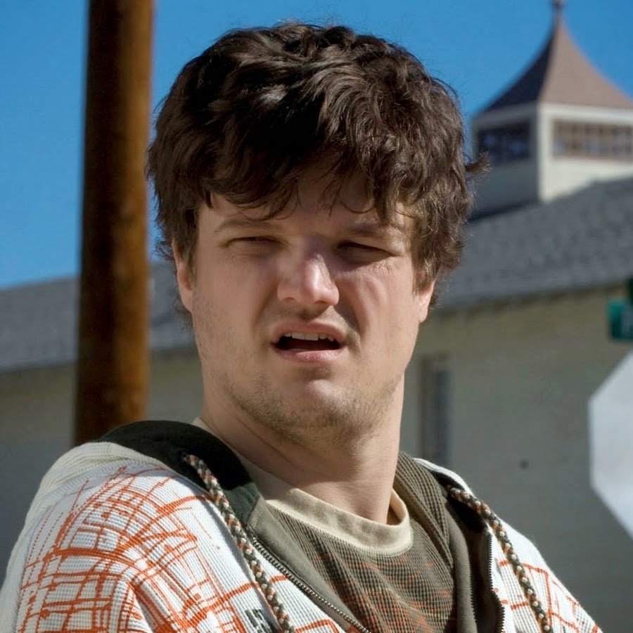 Мэтт беджер актер. Мэтт джонс офис. Мэтт беджер. Matthew lee jones. Matt jones community.