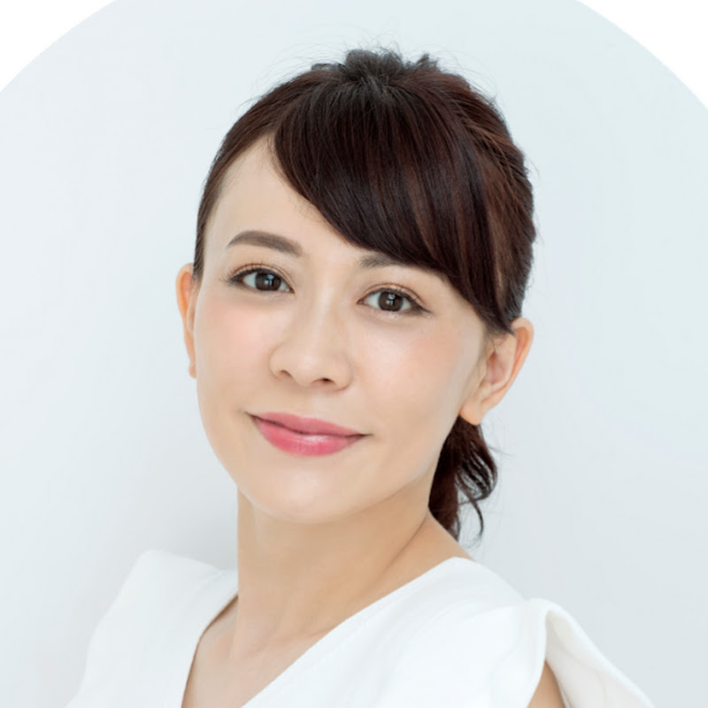 垣内綾子の目元研究所 - 網紅的藏寶箱 