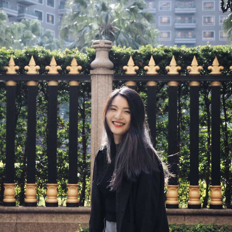 Natalia - 網紅的藏寶箱 