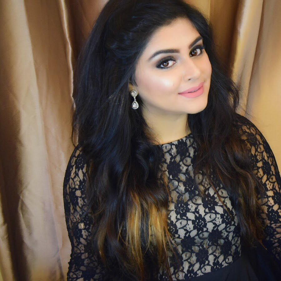Astha Khanna Makeup Artist - YouTube