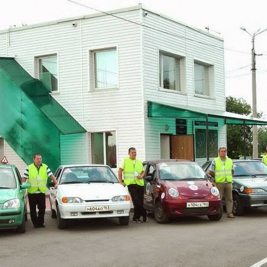 Гоночная трасса дорогобуж смоленск. Автошкола на ботанической тольятти. Автошкола тольятти. Мурзин тольятти. Автошкола тайга.