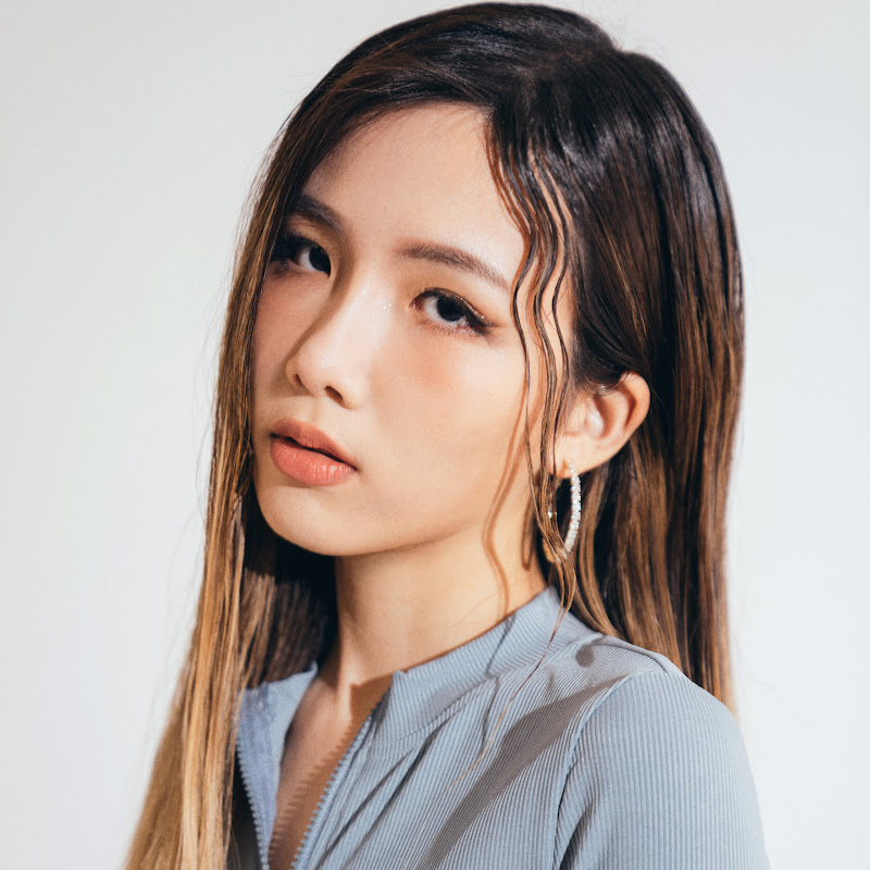 Jocelyn Wang - 網紅的藏寶箱 