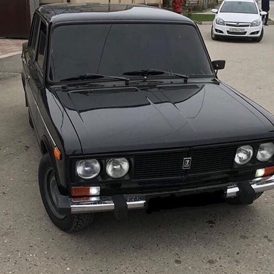 ВАЗ 2106 черный глянец