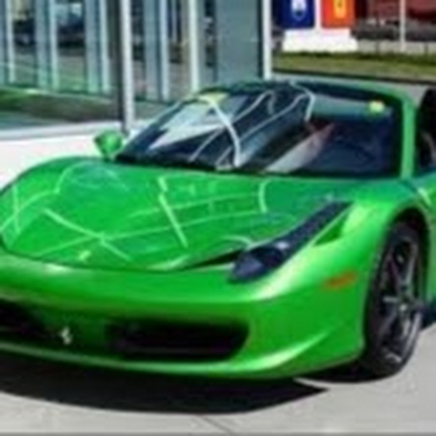 Видео машин цвета. Ferrari 458 Green. Ferrari 458 Italia зеленая. Феррари ф50 зелёная. Феррари лаймового цвета.