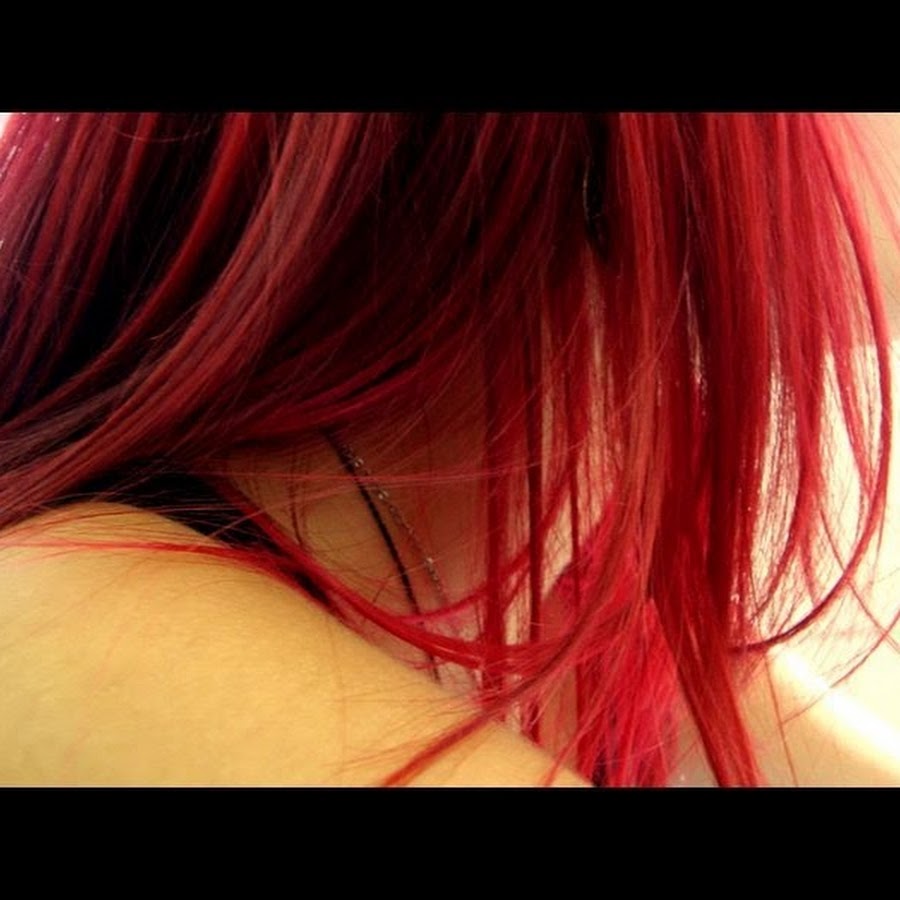 глеб бейбарсов арт. девушка с красными волосами и парень. страстные рыжие девушки. девушка с парнем красные волосы. красные волосы со спины.