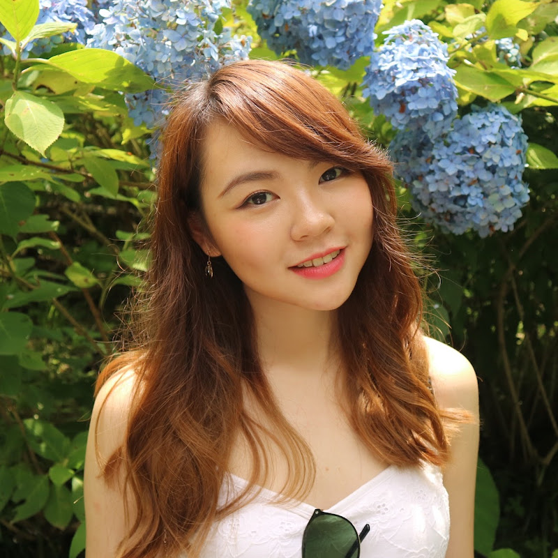 JESS SIN - 網紅的藏寶箱 