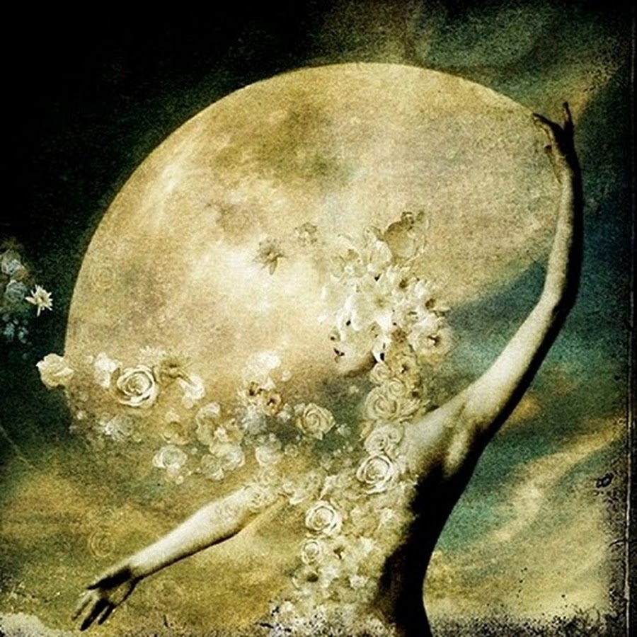 Лунная болезнь. Женщина Луна. Лунный образ. Эзотерический сюрреализм. Солнце сюрреализм.