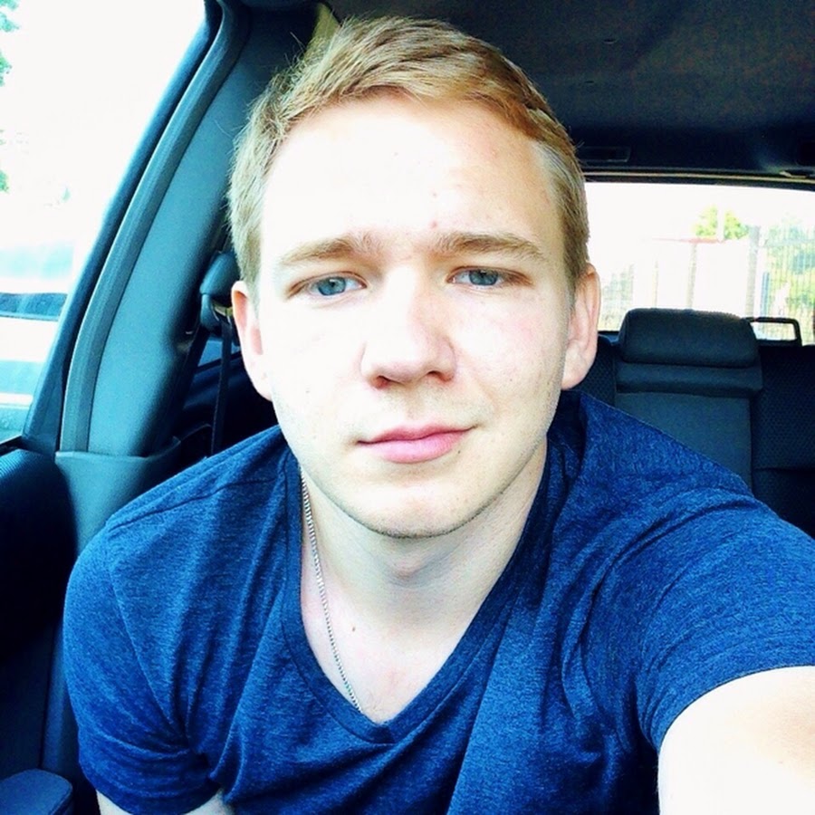 Ларионов артур эдуардович. Ларионов евгений олегович. Ларионовы ютуб. Алина ларионова. Ларионов артур.