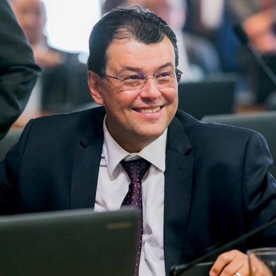 Eduardo Braga - YouTube