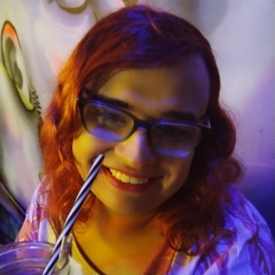 Júlia V Kurtz - YouTube