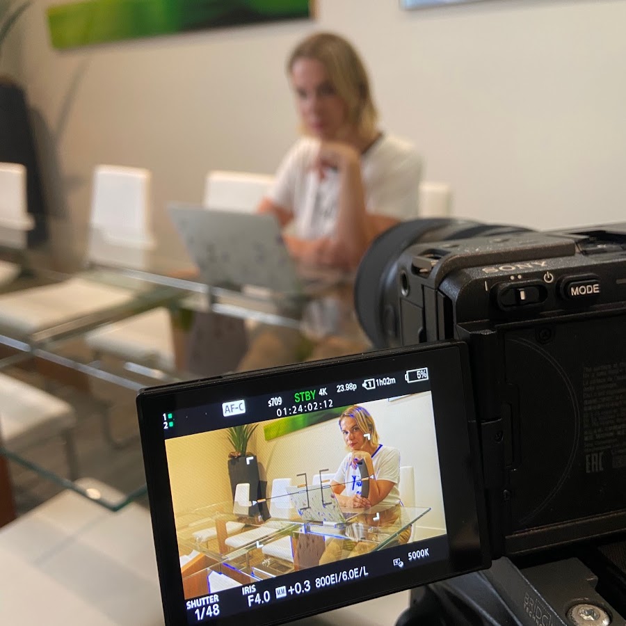 Сурин атонес. Елену сурину. Елену сурину. Елену сурину. Елену сурину.