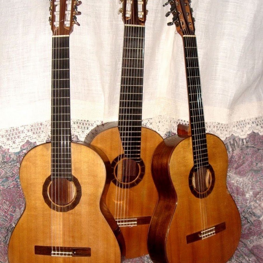 3 электрогитары. Kerma гитара. Гитара Севилья. Три гитары. Классическая гитара.
