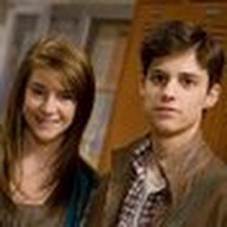 Fun life a teenage 18. Кенни Бауманн и Шейлин Вудли. Втайне от родителей Эми. Втайне от родителей (2008).