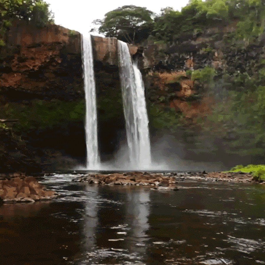 Двигающийся водопад. Ла Алегрия водопад Ботсвана. Водопад Тегенунган. Водопад Анхель Венесуэла. Водопад Гвелети.