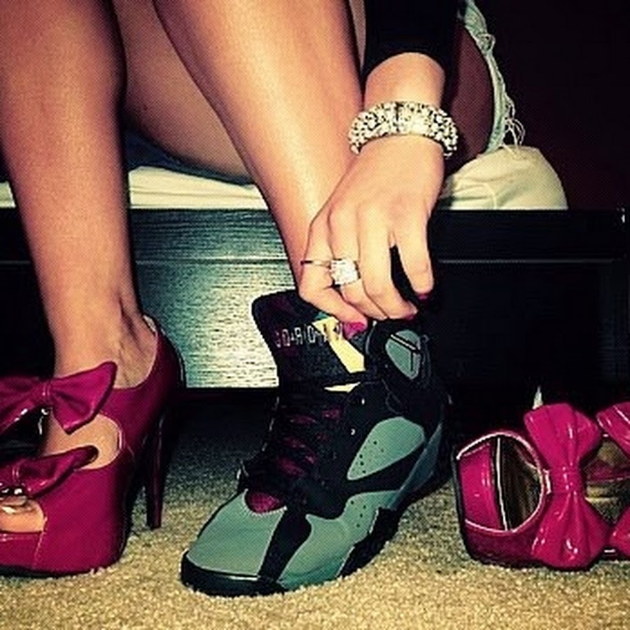 каблуки vs кеды