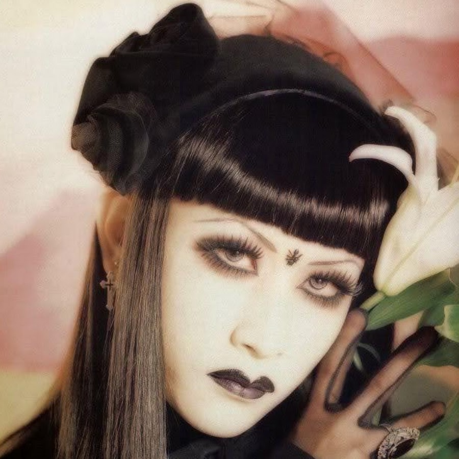 Мана сама. Мана Malice Mizer. Mana sama Malice Mizer. Malice Mizer mana без макияжа. Malice Mizer макияж.