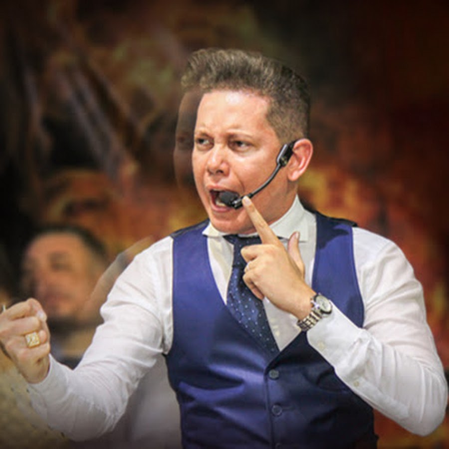 AKedOLScLVoEUN_vQ7ZU_FiH8CtsDMhTLEBhP33lzMNPLQ=s900-c-k-c0x00ffffff-no-rj