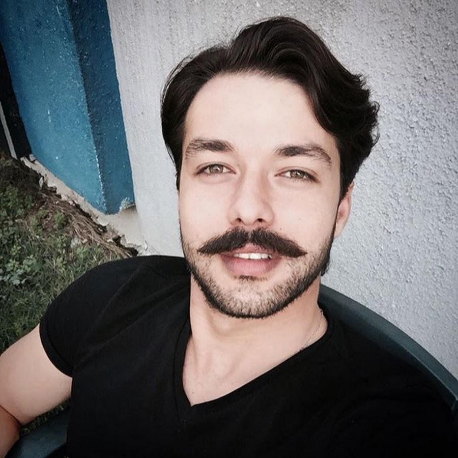 Хильмиджем интепе. Мехмет ада озтекин. Мехмет ада озтекин. Хильми джем интепе актер. Хильми джем интепе.