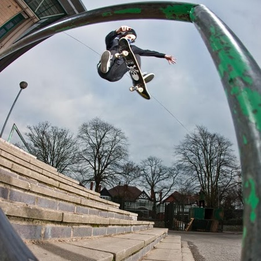 AKedOLSfdi1KG7cJWecQc1tTseh9ysk9aBSp5LzSljYC=s900-c-k-c0x00ffffff-no-rj