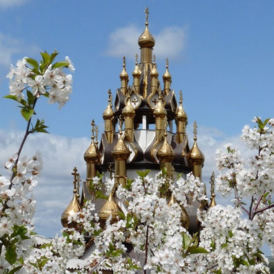 Храм 33 купола