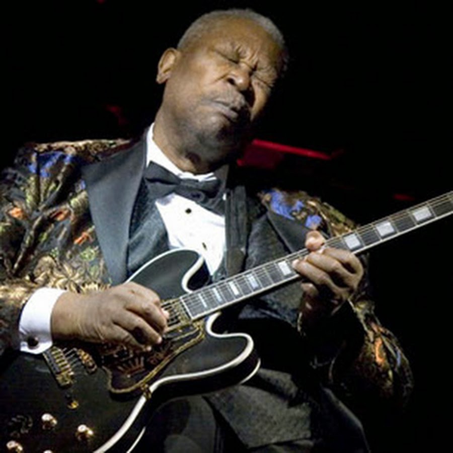 B b king solo face. Би би кинг гитарист. N бб б. The blues би би кинг. B.