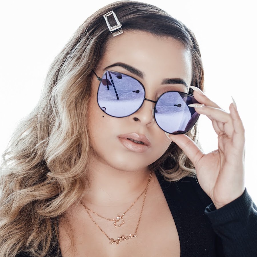 Ms amanda ann. Amanda ann сливы. Amanda_ann onlyfans. аманда лоуренс. аманда анн.