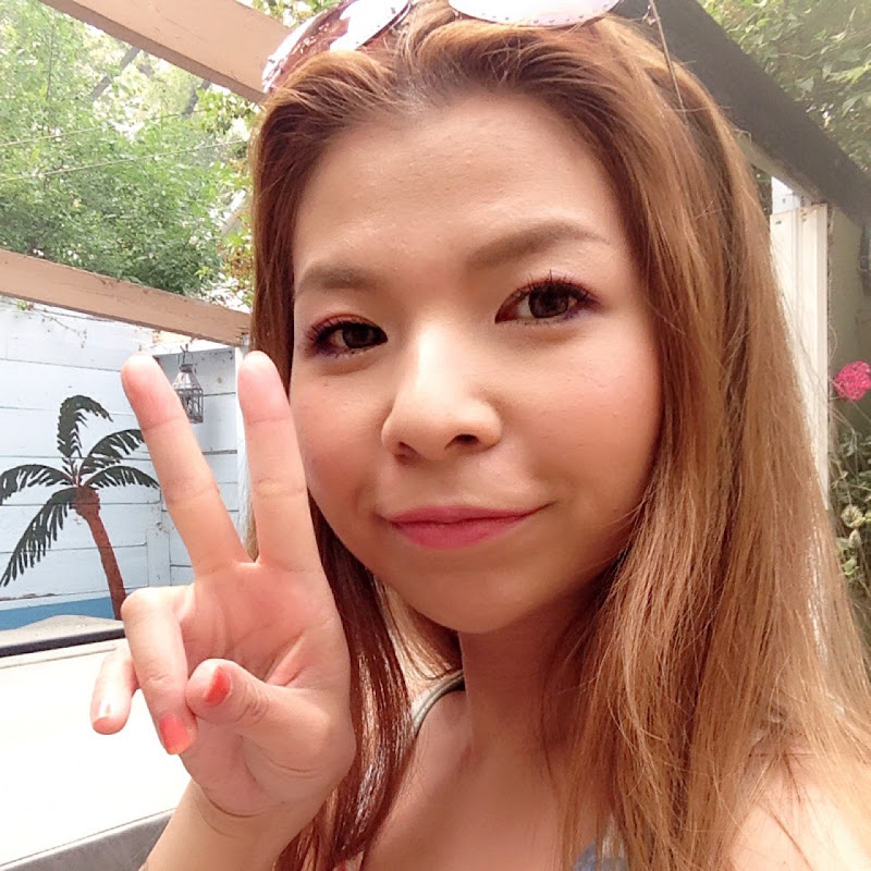 Erica Sunday - 網紅的藏寶箱 