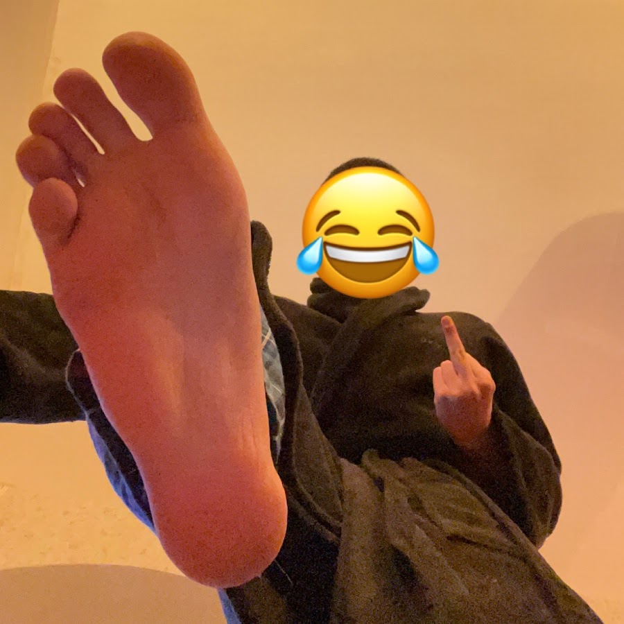Male master feet