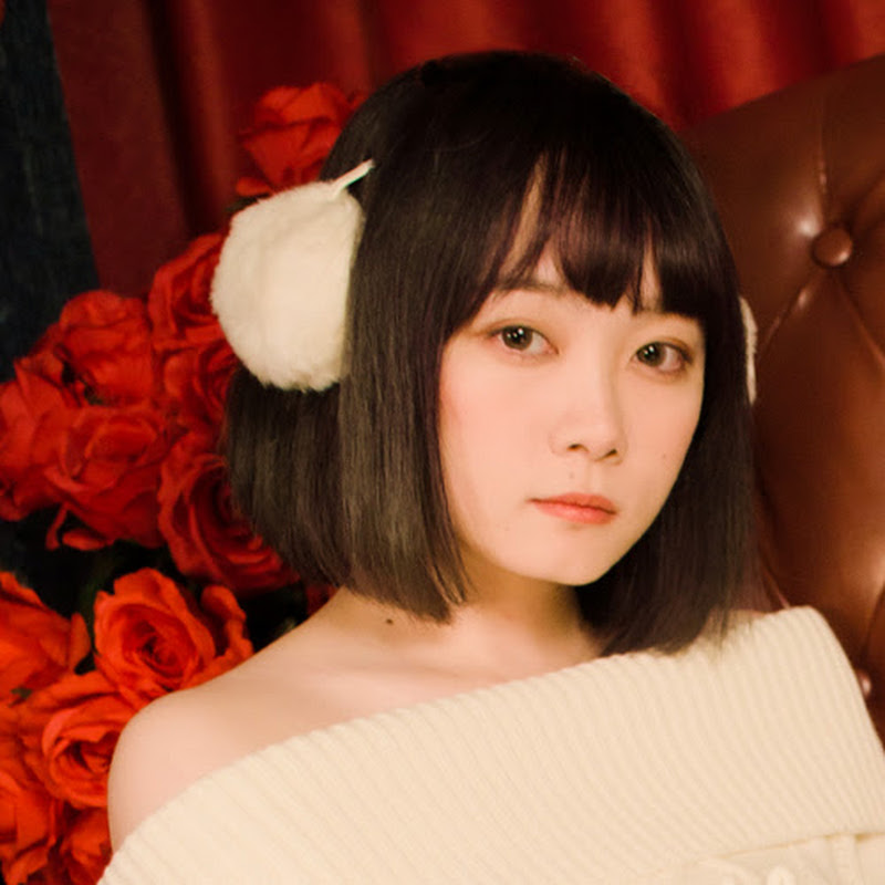 式ちゃんは布団の中 - 網紅的藏寶箱 