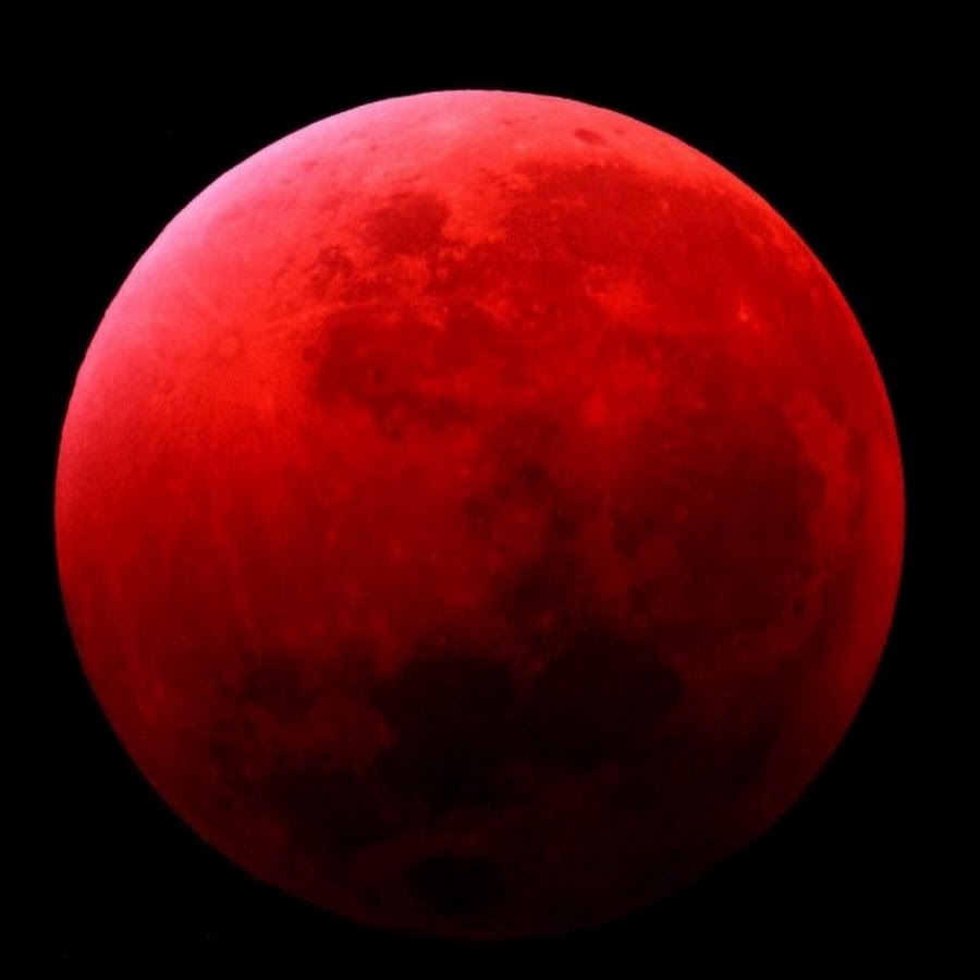 Кровавая луна 7. Кровавая Луна 8 ноября 2022. Лунное затмение. Кровавое лунное затмение. Лунное затмение Кровавая Луна.