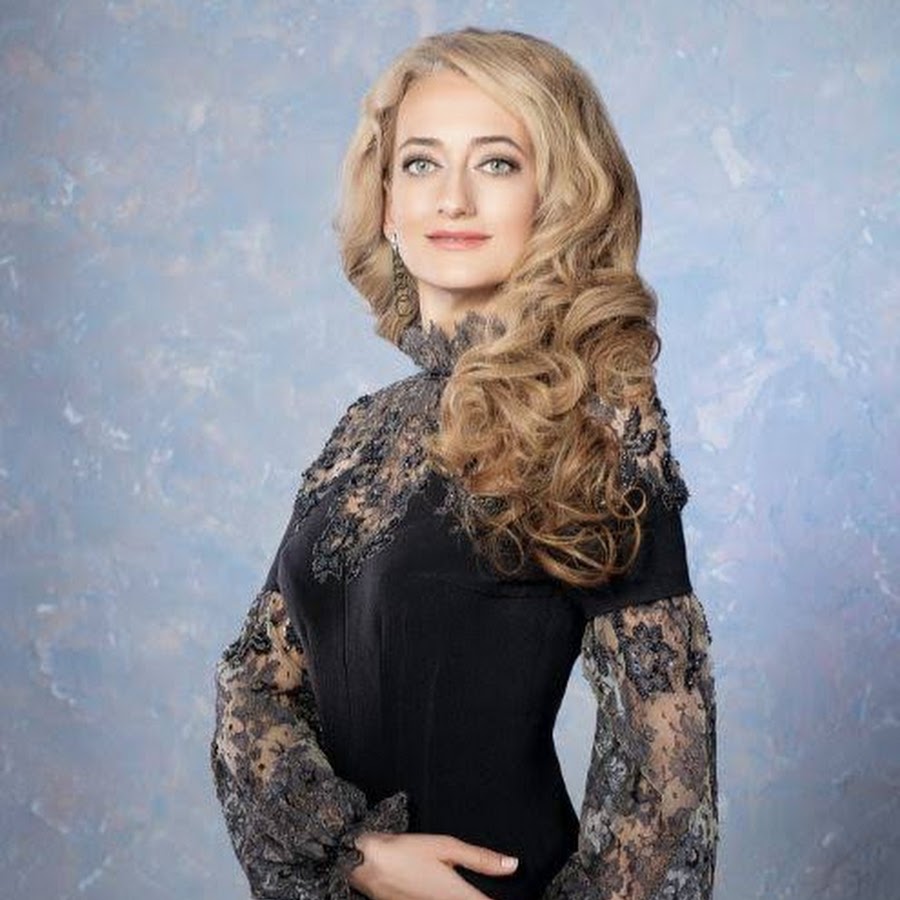 Cosmopolitan 2021. Cosmo lady's secret. Космоледи логотипа. Космо леди. Sofia superfin.